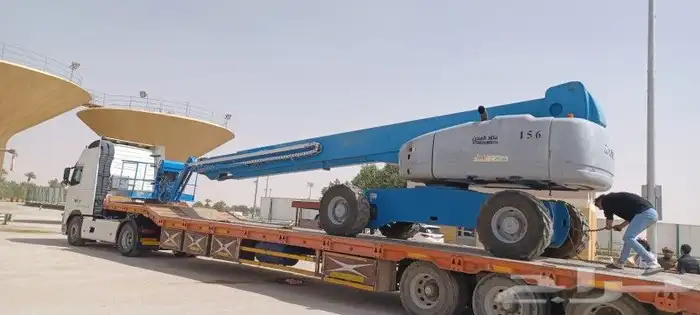 للإيجار مان لفت سيزر لفت رافعات شوكيه كرينات بوبكات تاورلايت 7