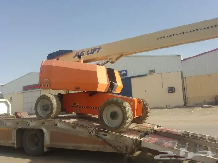للإيجار مان لفت سيزر لفت رافعات شوكيه كرينات بوبكات تاورلايت 8