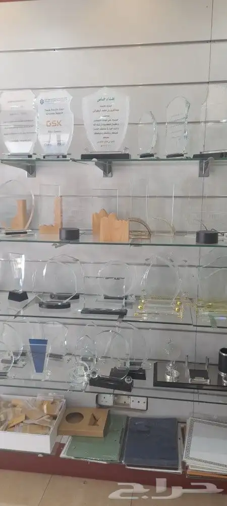 دروع تذكارية 2