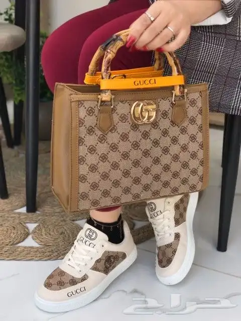 هداياء بكل رجالي ونسائي درجه اولى طبق الأصل وتساب 38