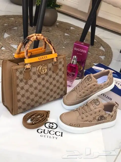 هداياء بكل رجالي ونسائي درجه اولى طبق الأصل وتساب 34