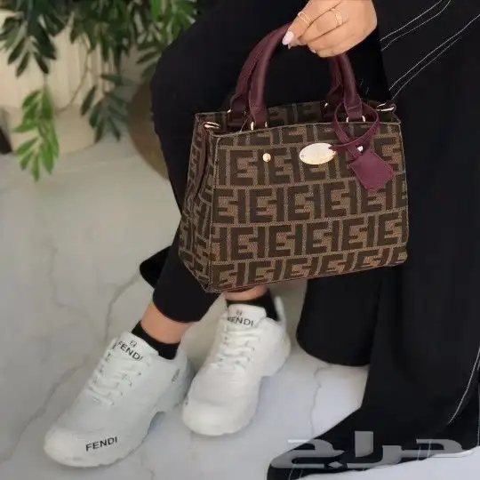 هداياء بكل رجالي ونسائي درجه اولى طبق الأصل وتساب 41