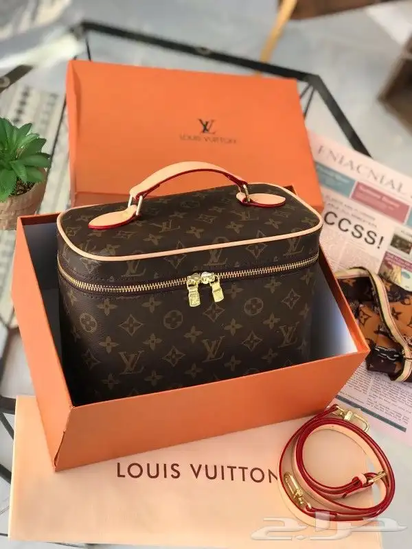 هداياء بكل رجالي ونسائي درجه اولى طبق الأصل وتساب 28