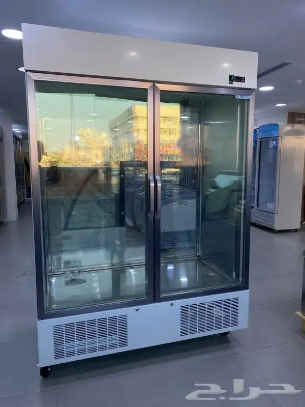 ثلاجة عرض لحوم جهتين زجاج 4