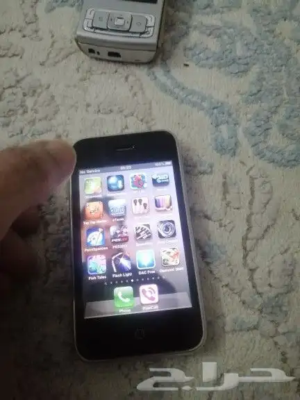 اول جوال ايفون و نوكيا n95 وبلاك بيري Q10 مخزنه 12