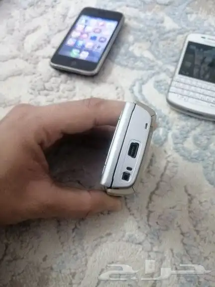 اول جوال ايفون و نوكيا n95 وبلاك بيري Q10 مخزنه 6