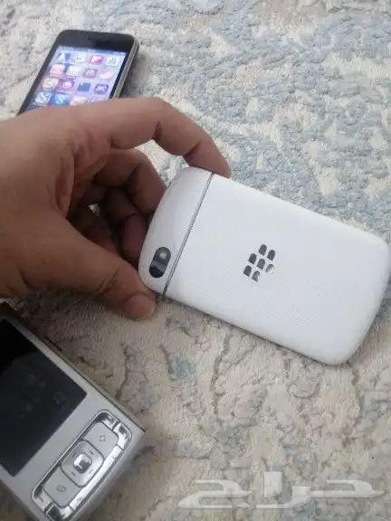 اول جوال ايفون و نوكيا n95 وبلاك بيري Q10 مخزنه 3