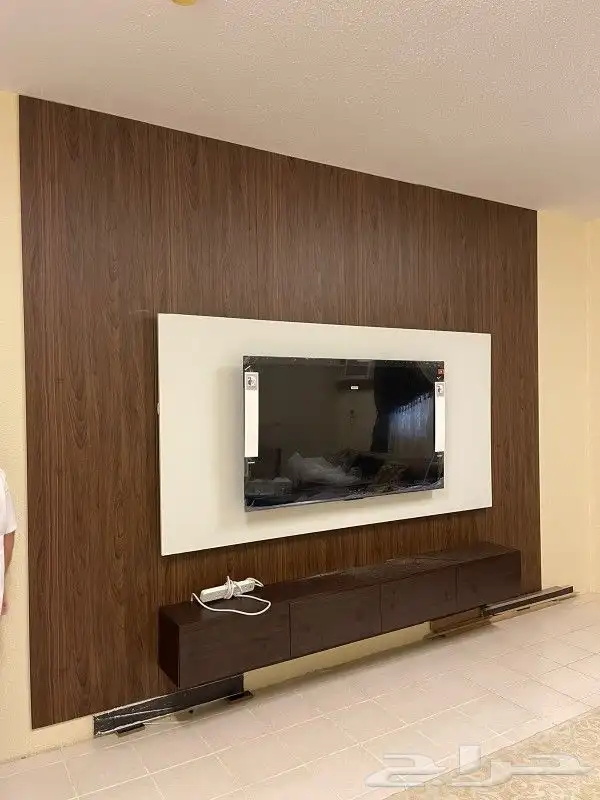 اصباغ بديل خشب بديل رخام سواتر مضلات عشب صناعي 1