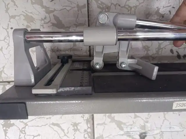 مقص بلاط وسيراميك صناعة الماني اصلي مقاس 60 سم 4