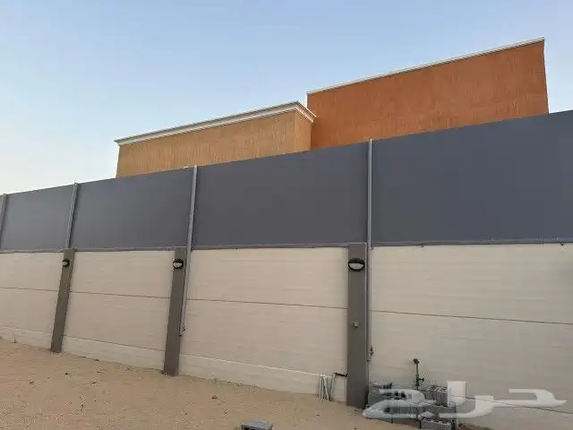 اصباغ بديل خشب بديل رخام سواتر مضلات عشب صناعي 5