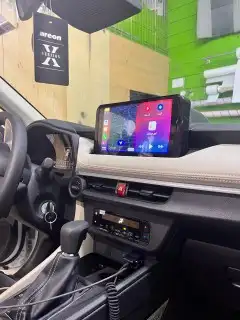 شاشه يارس 2024اندويد وابل كاربلاي 1