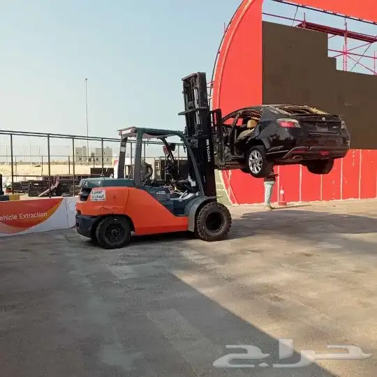 تأجير رافعات شوكيه وكرينات رافعه للايجار يومي شهري مشاوير 0