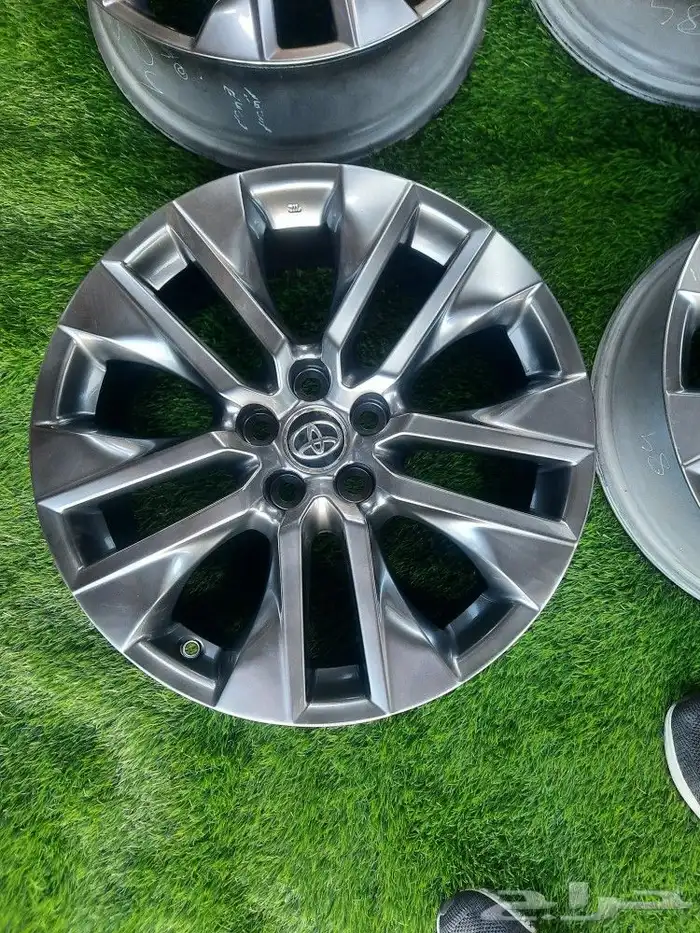 جنوط ارف فور مودل 2023 مقاس 19 3