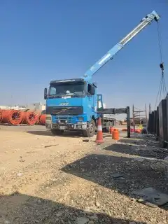 إيجار رافعات شوكيه وكرينات جميع الاحجام إيجار شهري أسبوعي يو 9