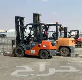رافعة شوكية شوكيه (فوركلفت) forklift للإيجار 7