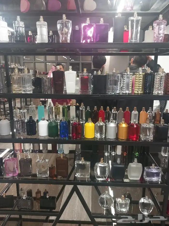 مصنع للعطور والبخور والتجميل 2