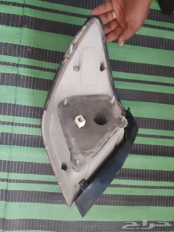 اسطب جنسس يمين 1