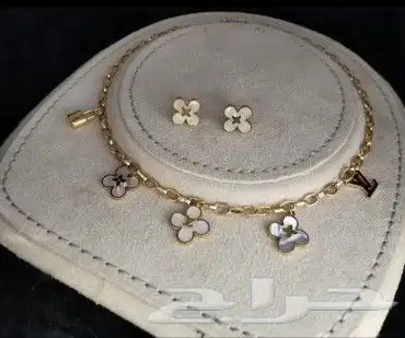 أطقم ماركات مطليه ذهب عيار 21 بسعر 150 ريال 10