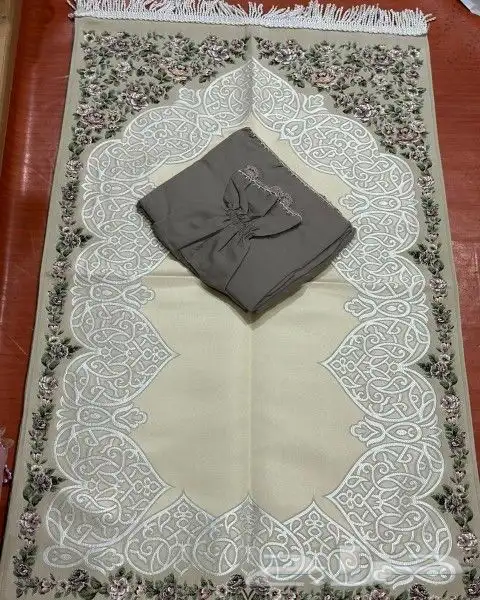 طقم سجادة الصلاة 3