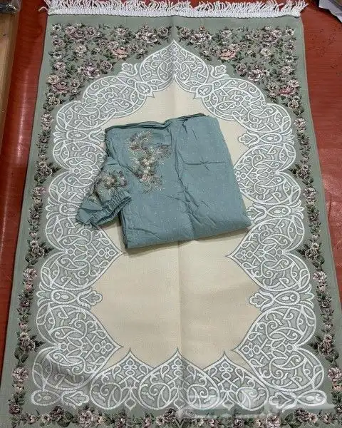 طقم سجادة الصلاة 0