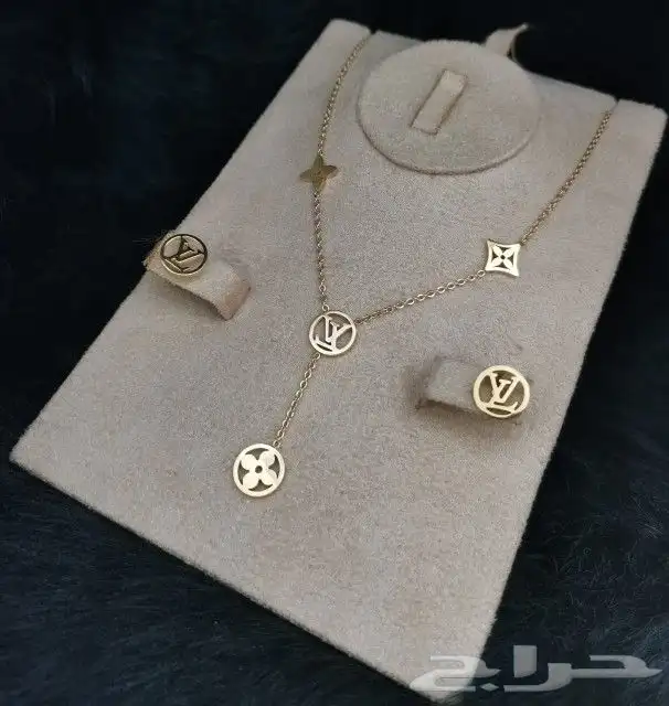 أطقم ماركات مطليه ذهب عيار 21 بسعر 150 ريال 12