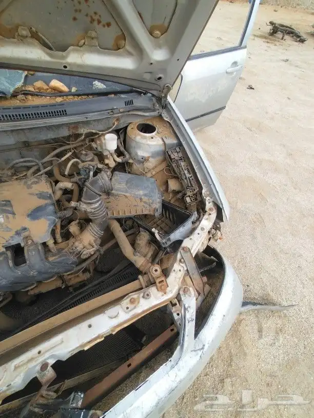 للبيع قطع كورولا 2006 22
