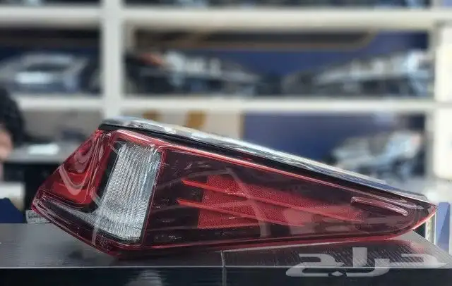 اسطبت ركن يمين و يسار اي اس 350 Es موديل 2019  2024 3