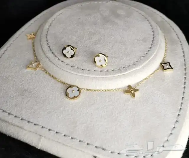 أطقم ماركات مطليه ذهب عيار 21 بسعر 150 ريال 14