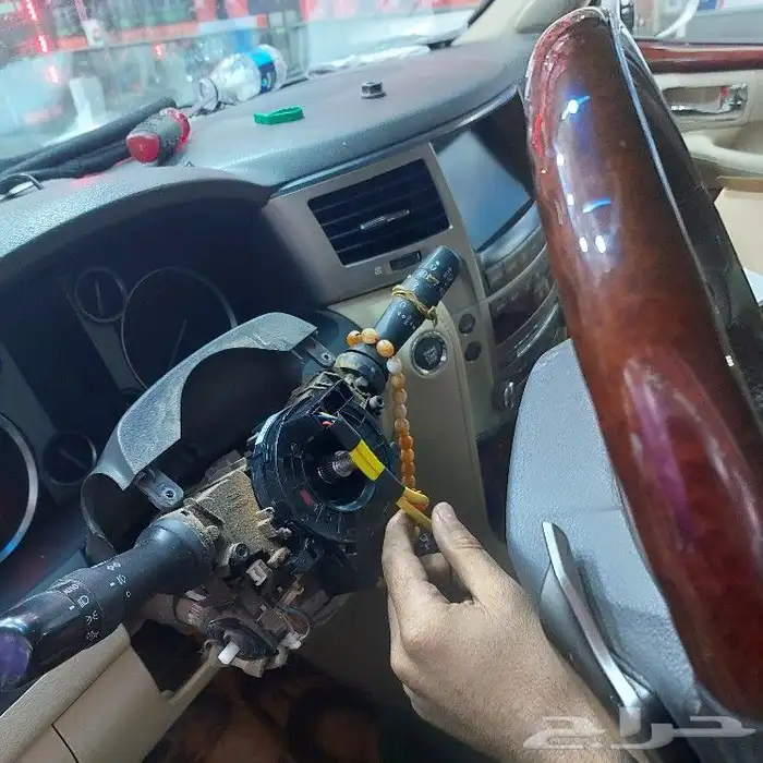 شريحه بوري جيب لكزز 570موديل 2015 2