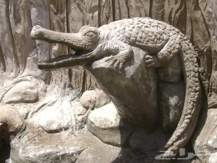 نحت نوافير وشلالات بخامات مختلف وأشكال مختلفة 1