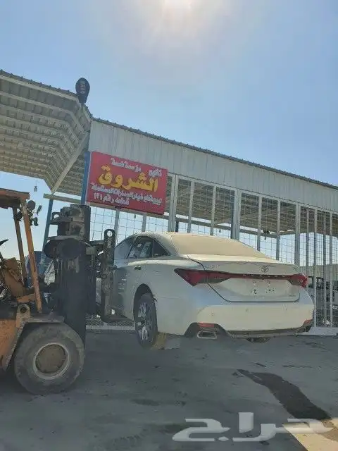 تويوتا افالون مصدوم 2021قطع غيار 10