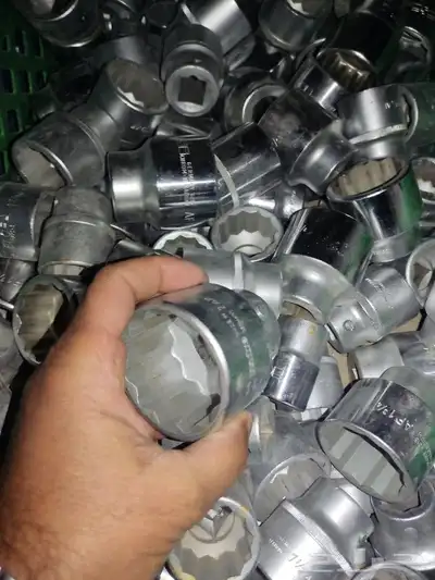 للبيع رفوف عدد بلاستيك ومفكات وحبات 9