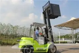 رافعات شوكية. سكين .Forklift. للإيجار 0