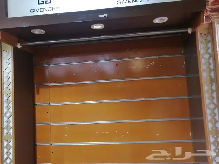 ديكور محل ملابس و اكسسوارات كامل 5