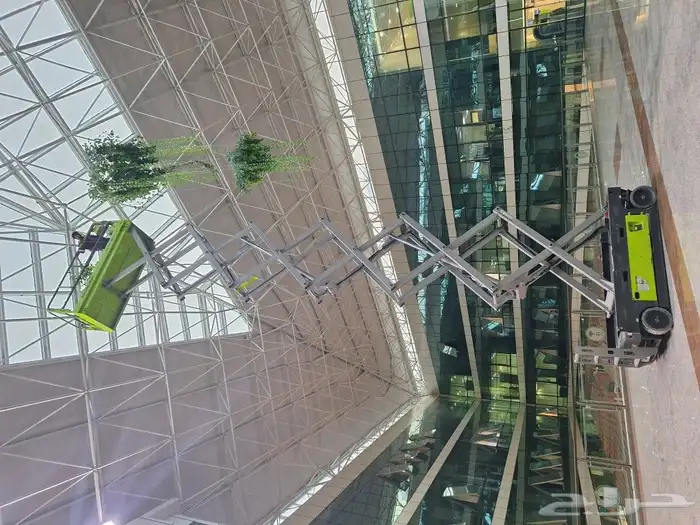 سيزر لفت ومان لفت رافعات مقصيه كهربائيه للإيجار 1