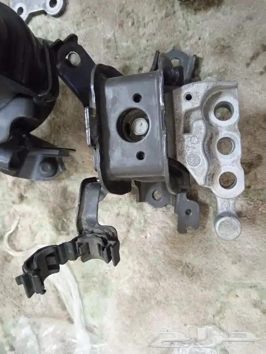 كراسي مكينة كامري من 2018 إلى 2022 اصلي تويوتا وكالة 3