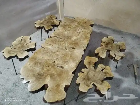 طقم طاولات جذوع شجرطبيعي شغل يدوي مضمون بعدالله للبيع 9