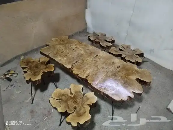 طقم طاولات جذوع شجرطبيعي شغل يدوي مضمون بعدالله للبيع 1