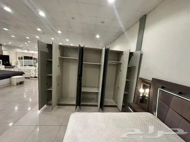 غرفه نوم راقيه وعصريه 5