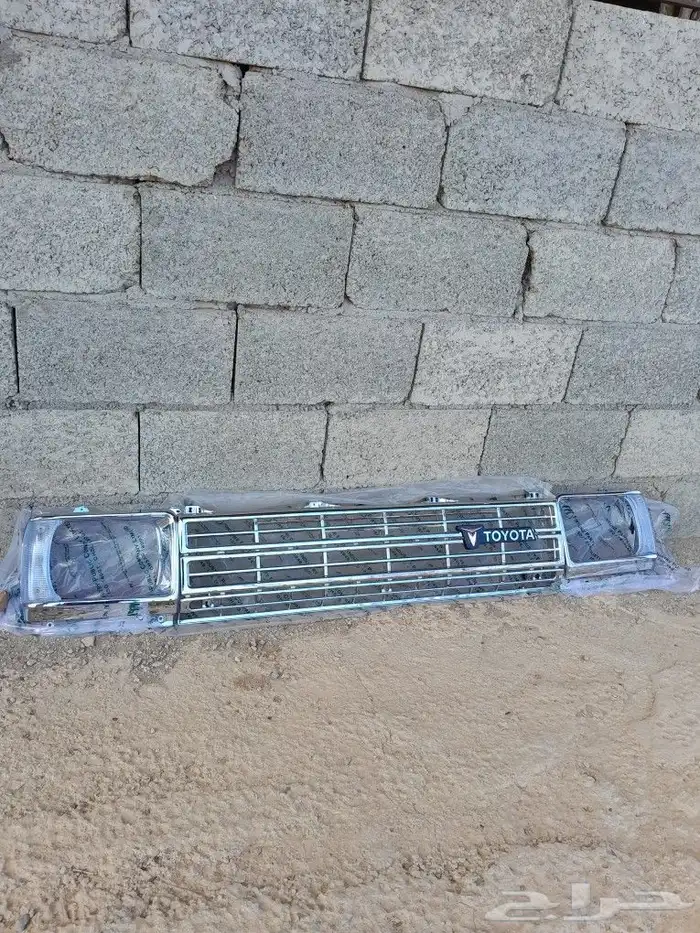 هايلكس 82_83 0