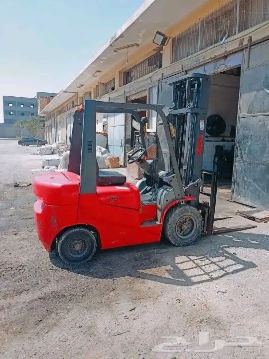رافعه شوكية للايجار 8