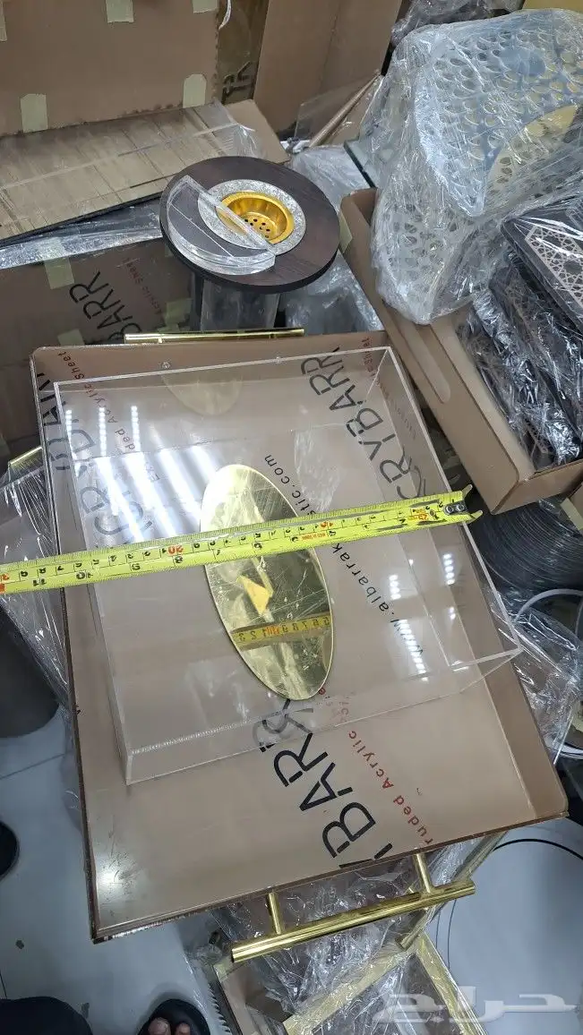 بوكسات وعربيات وطاولات اكريلك للتواصل واتساب 059 052 8242 8