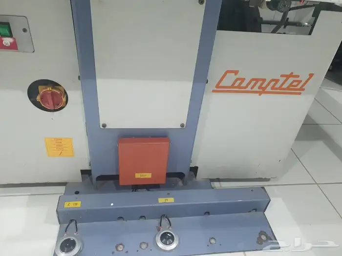 مكواة بخار 6