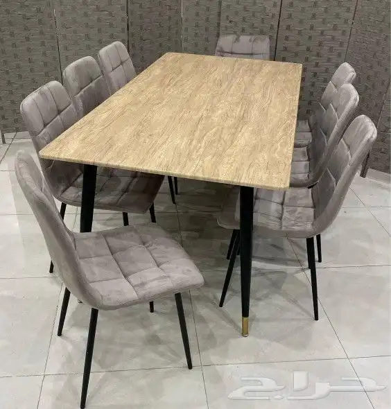 طاولات خشب جديده بلكرتون 0