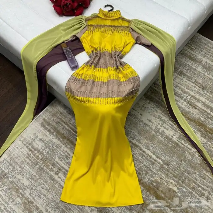 فساتين نسائية 0