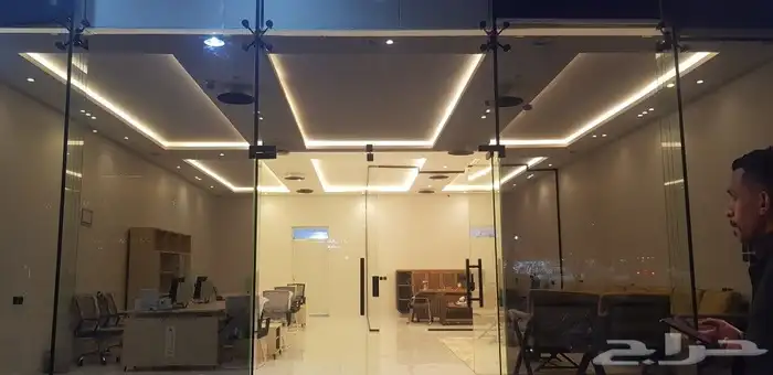 تركيب تضليل عازل حراري علي زجاج مكاتب مقاهي مطاعم جميع انواع 7