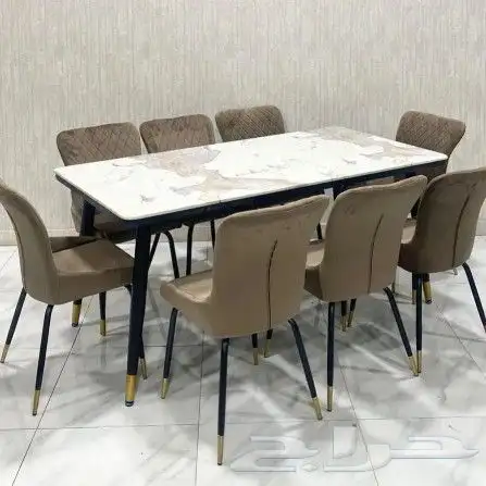 طاولات طعام مع كراسي 0