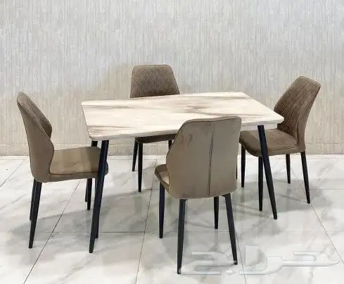 طاولات طعام مع كراسي 19