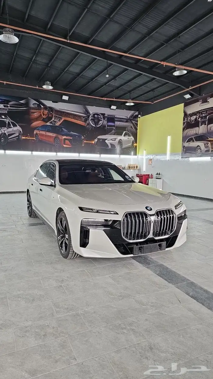 عالم الفن لزينة السيارات 13