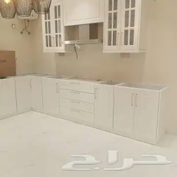 معلم حسن فن المنيوم الفك والنقل والتركيب والصيانات جميع انوا 8